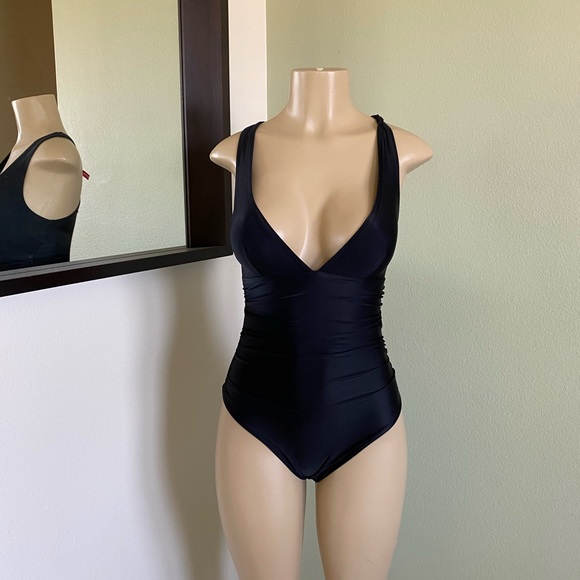 082-BeachCandy Elysia Slimming Swim Suit ⚡️Sale⚡️ - Picture 2 of 5